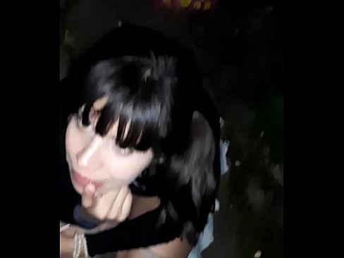 ❤️ Na ulici natečen penis u zamjenu za slatkiše Seks na hr.mysexgamer.ru ❤